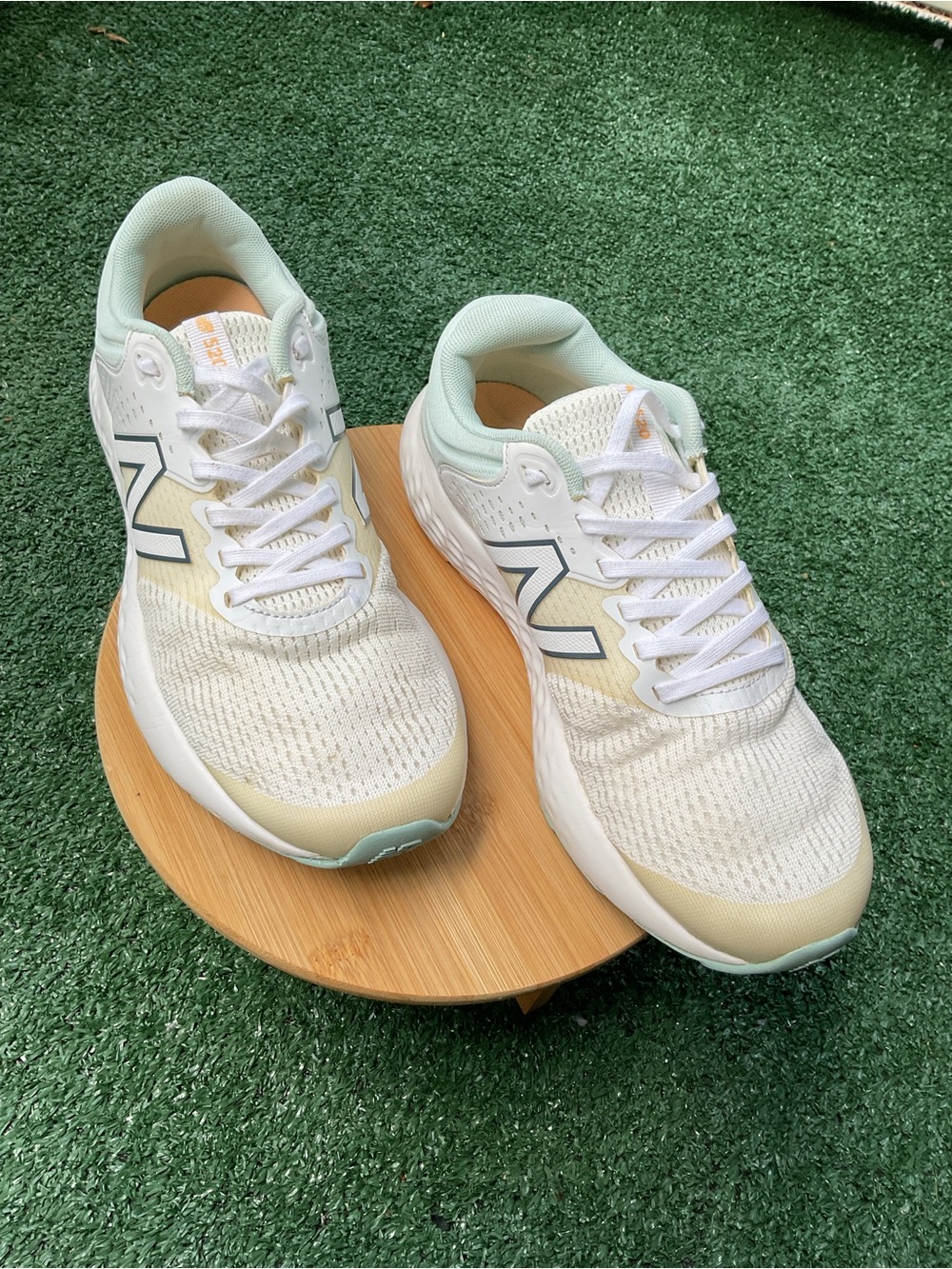 New Balance Fresh Foam 520 v1 Women’s Size 8.5 White Mint Running Sneakers - Picture 3 of 11